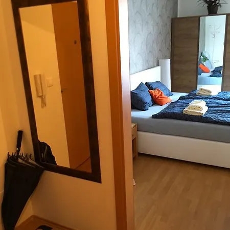 Livingincz Apartment